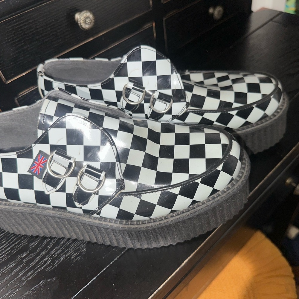 Tuk Black and White Flats with Checkerboard Design